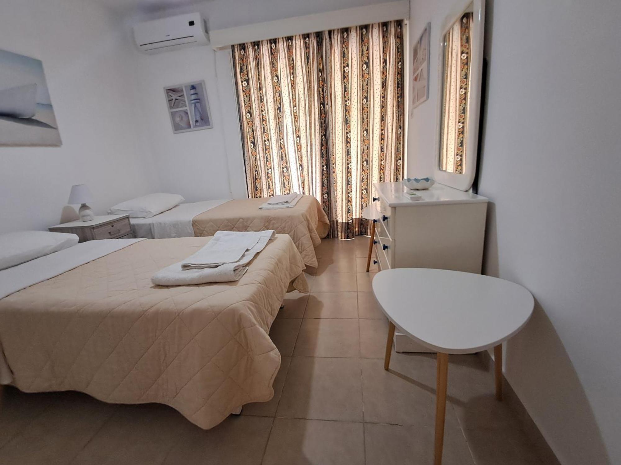 Lca2 Flat For You Apartment Larnaka Exterior foto